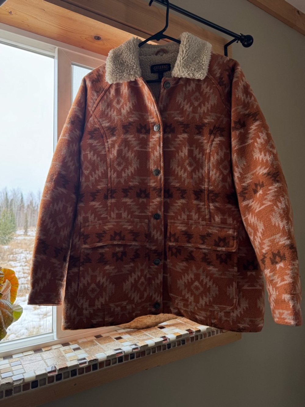 SHYANNE SOUTHWESTERN SHERPA LINED AZTEC PATTERN JACKET WOMENS SMALL